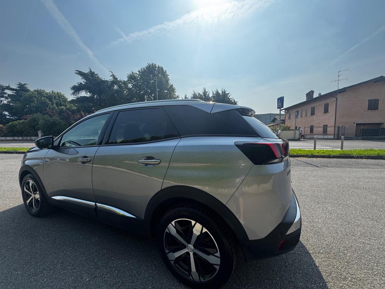 Peugeot 3008 BlueHDi 120 S&S Business