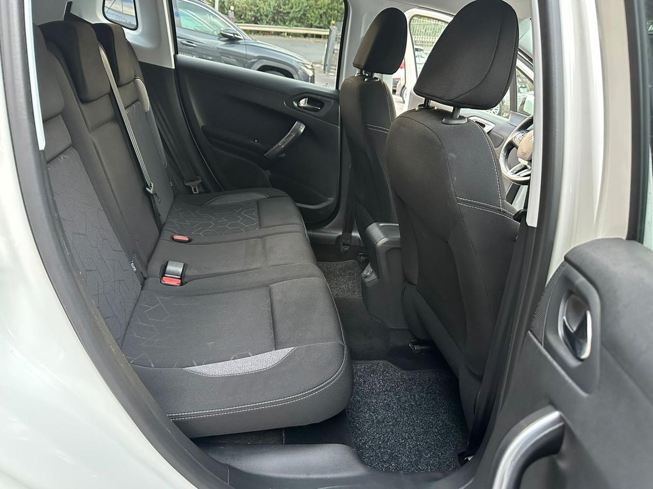 Peugeot 2008 BlueHDi 75 Active