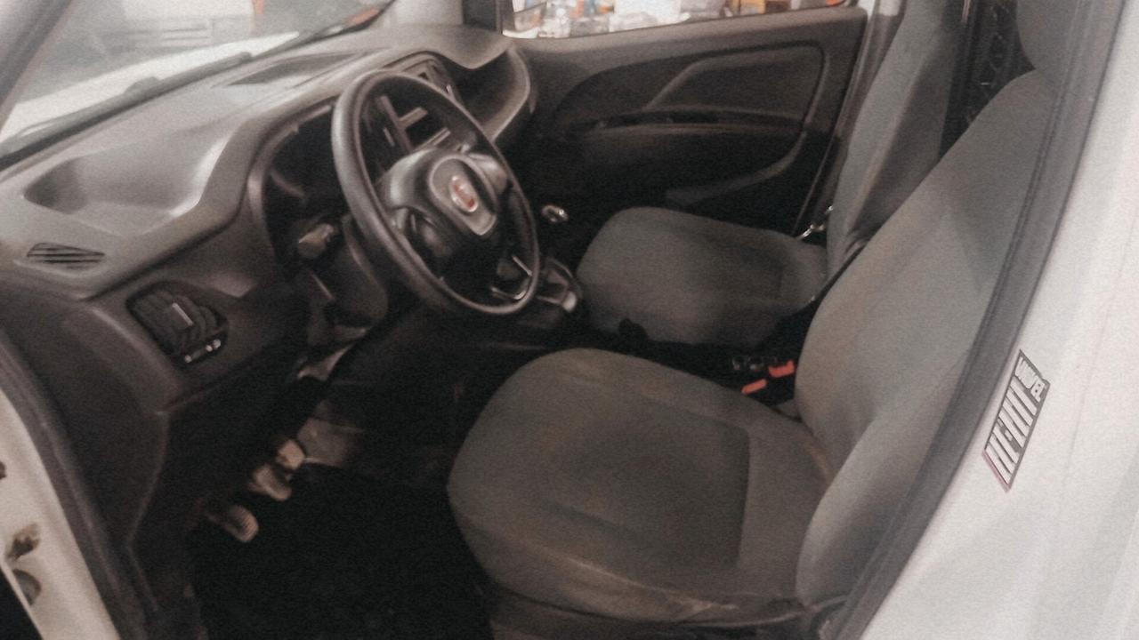 Fiat Doblò 1.3 mj 2 posti autocarro vetrato