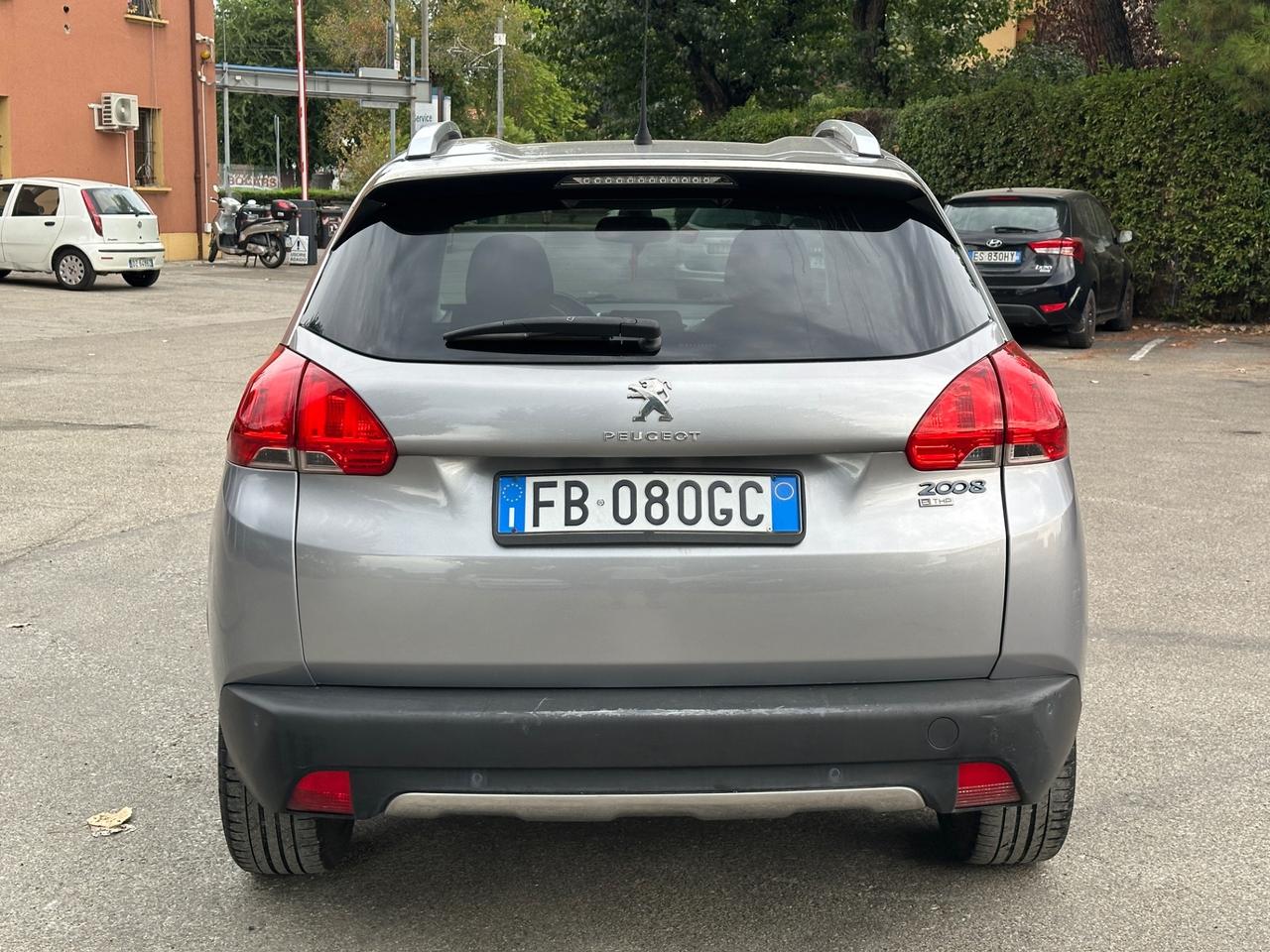Peugeot 2008 PureTech Turbo 110 S&S Black Matt