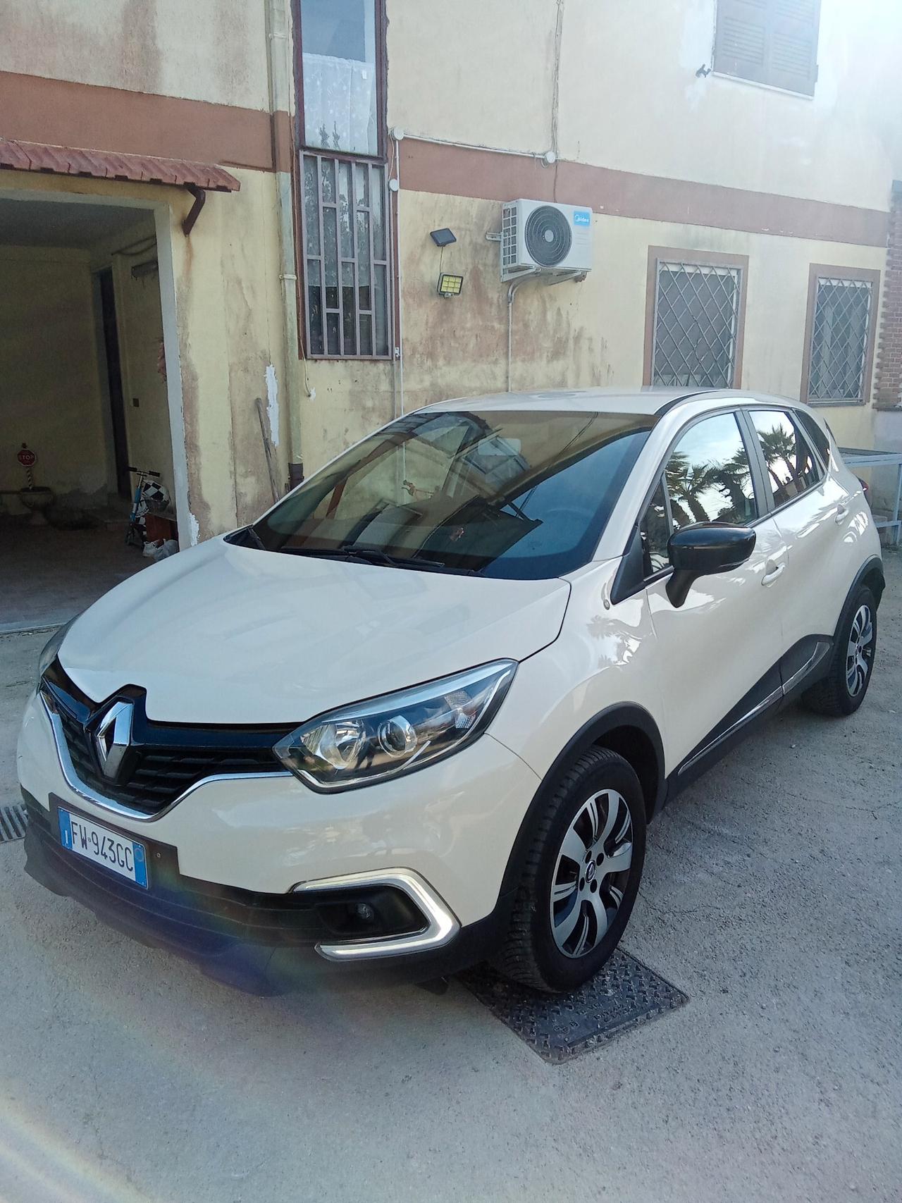 Renault Captur dCi 110 CV autocarro N1 019