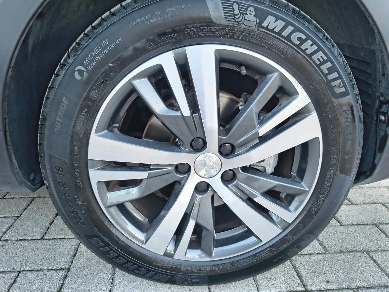 Peugeot 3008 1.5 HDi/DIESEL *AUTO* Allure*PREZZO REALE