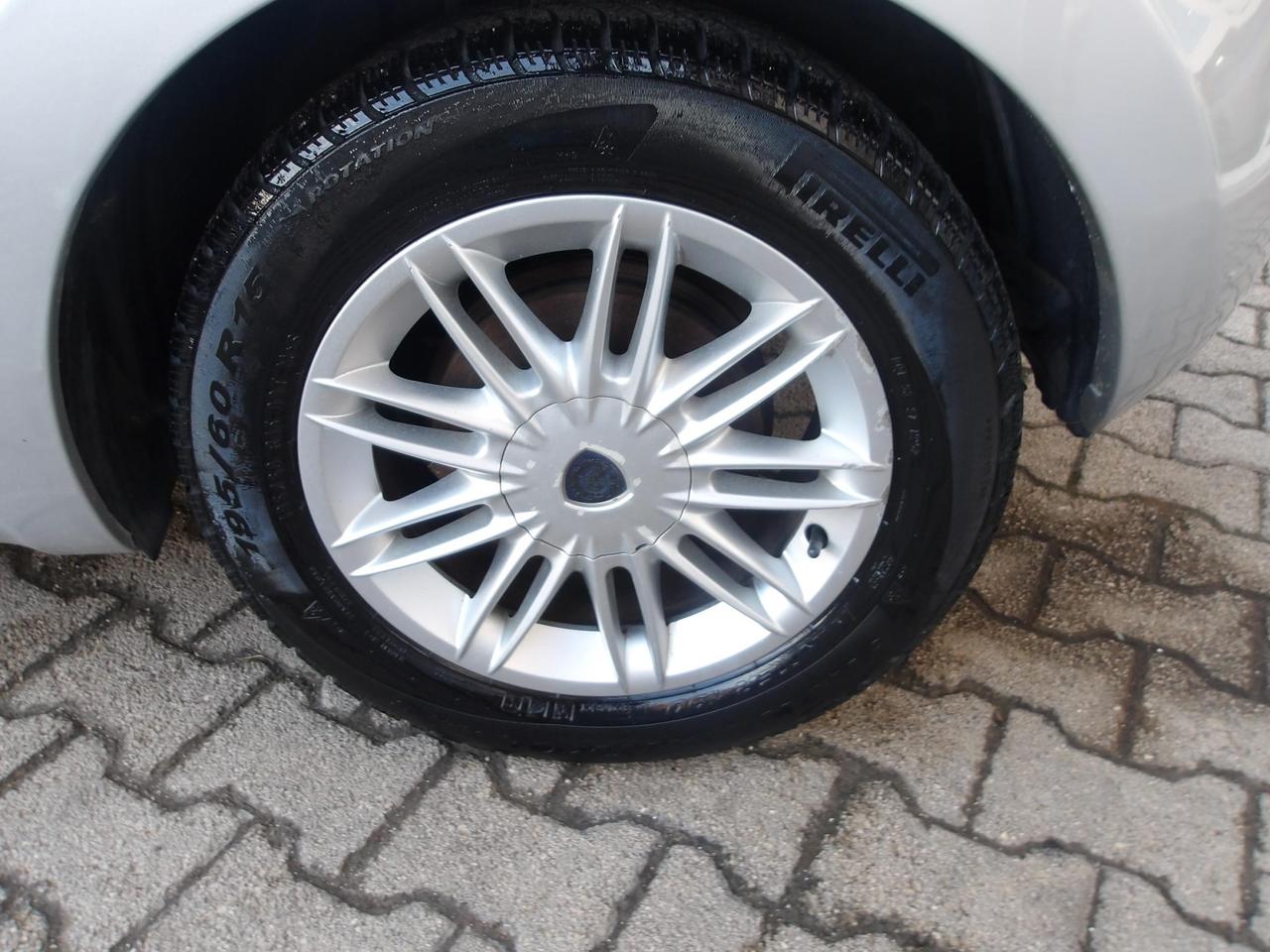 Lancia Musa 1.3 mjt Platinum c/sens.parc. s/TA