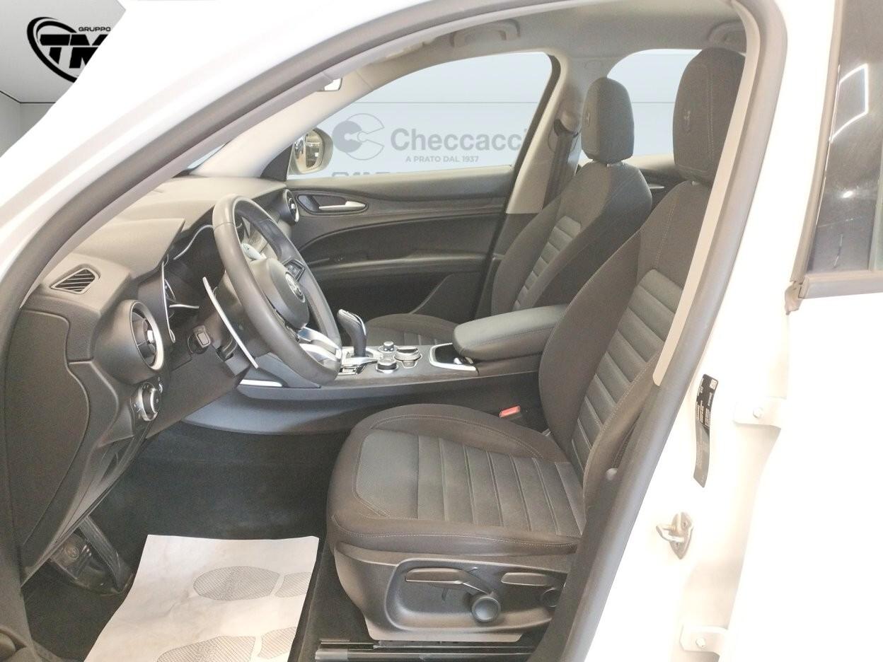 Alfa Romeo Stelvio 2.2 Turbodiesel 190 CV AT8 RWD Business