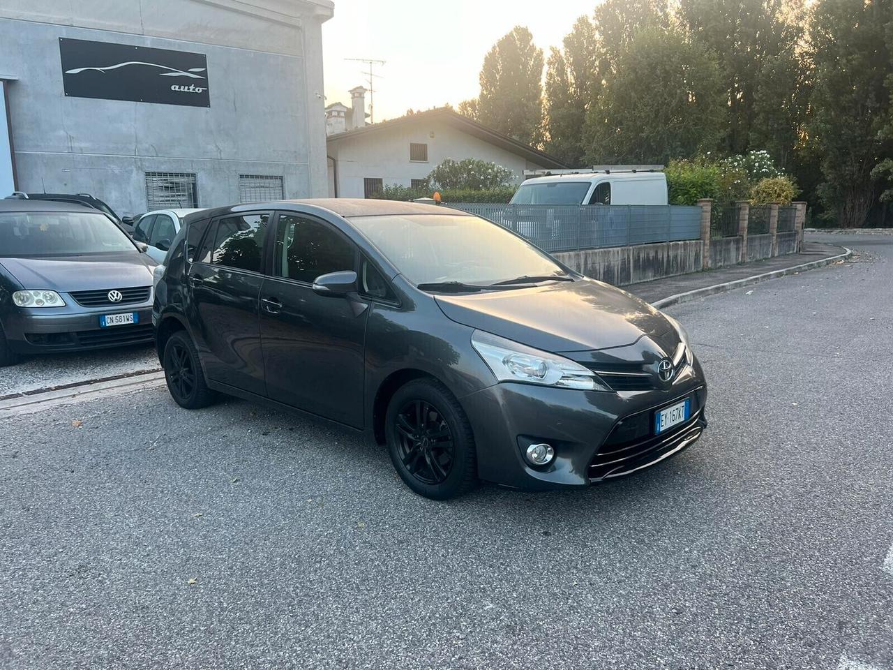 Toyota corolla Verso 1.6 D-4D Active 7 posti euro 6b