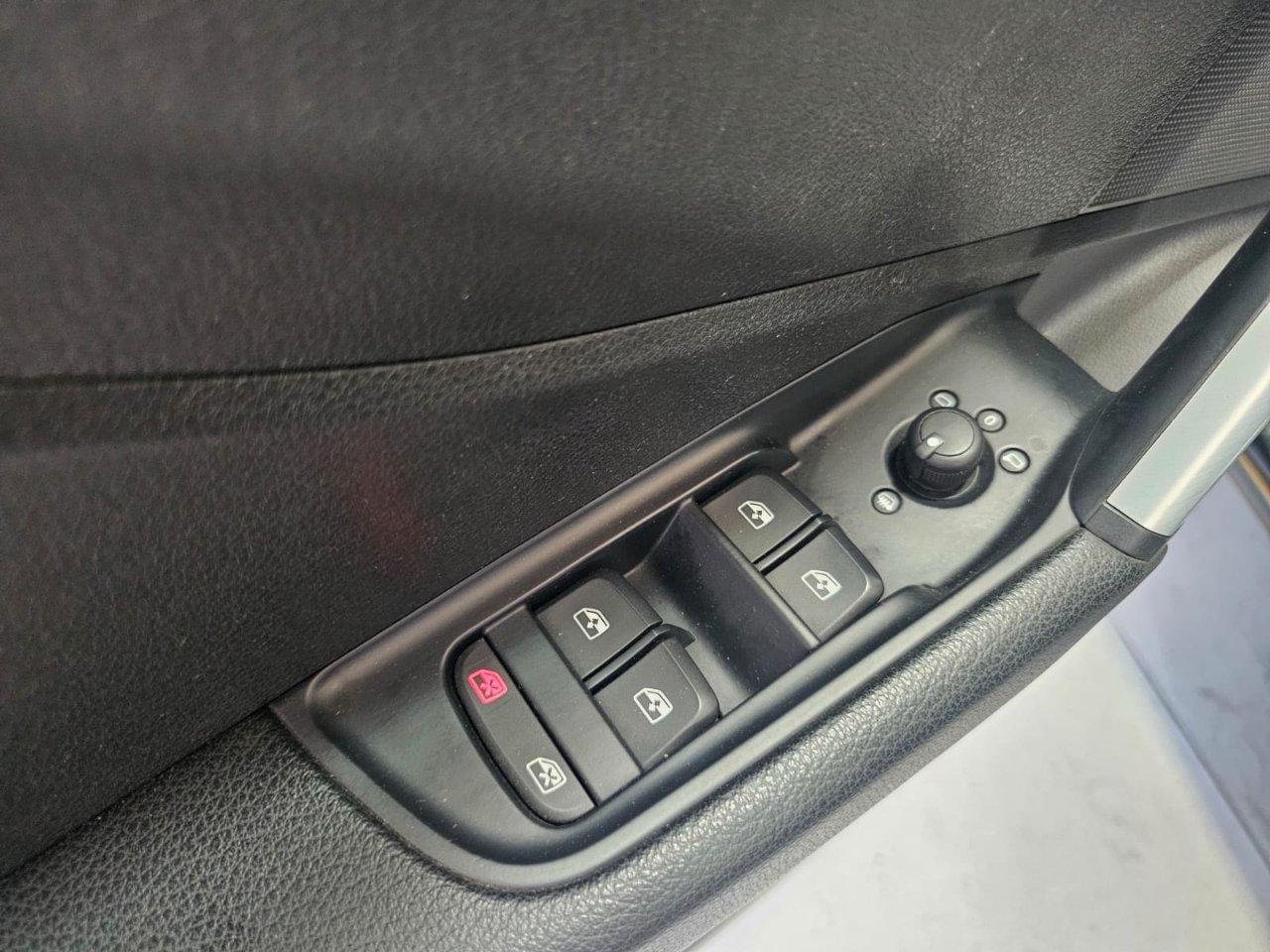 Audi Q2 30 1.6 tdi S line edition my19