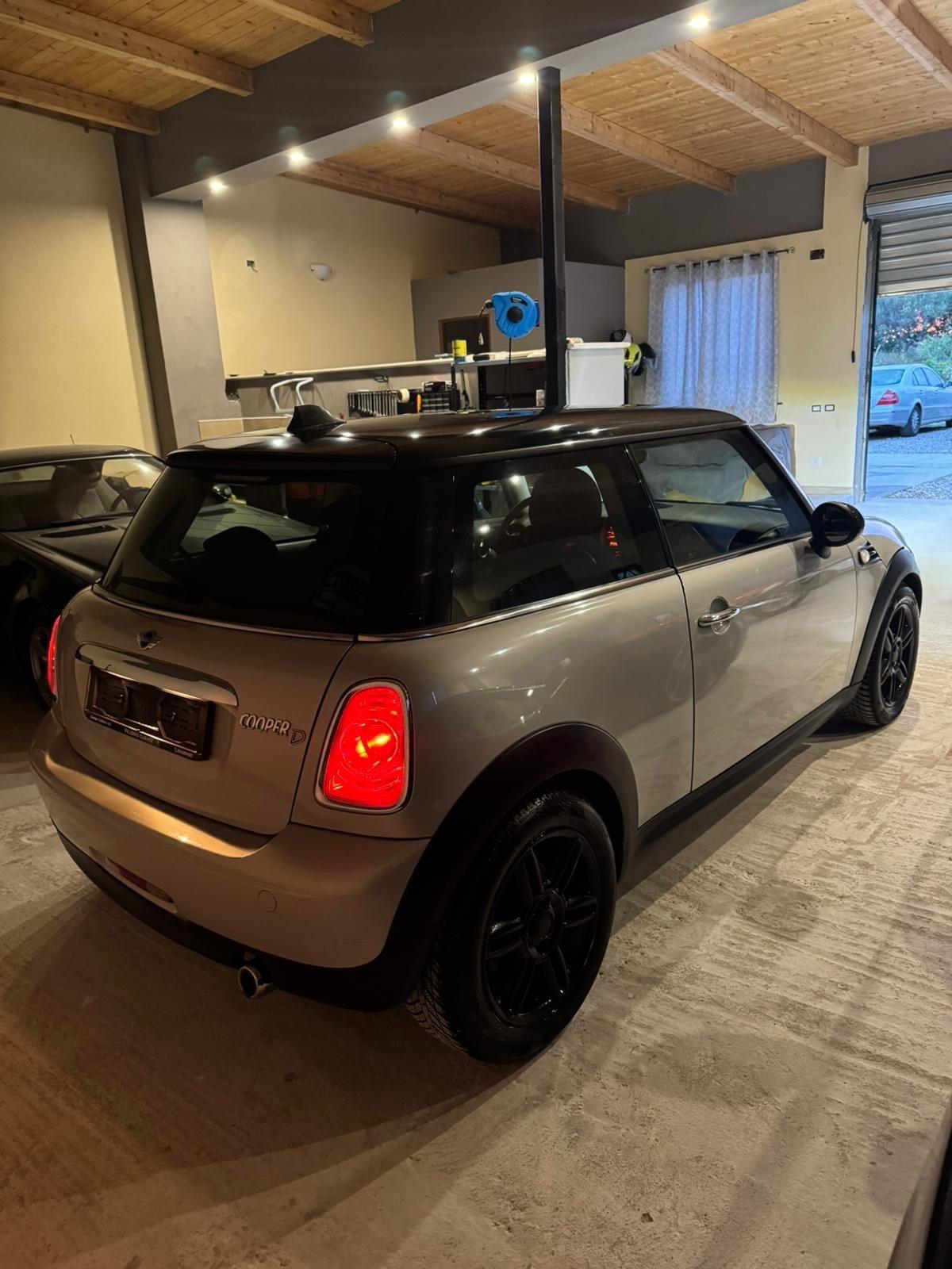 Mini 1.6 16V Cooper D