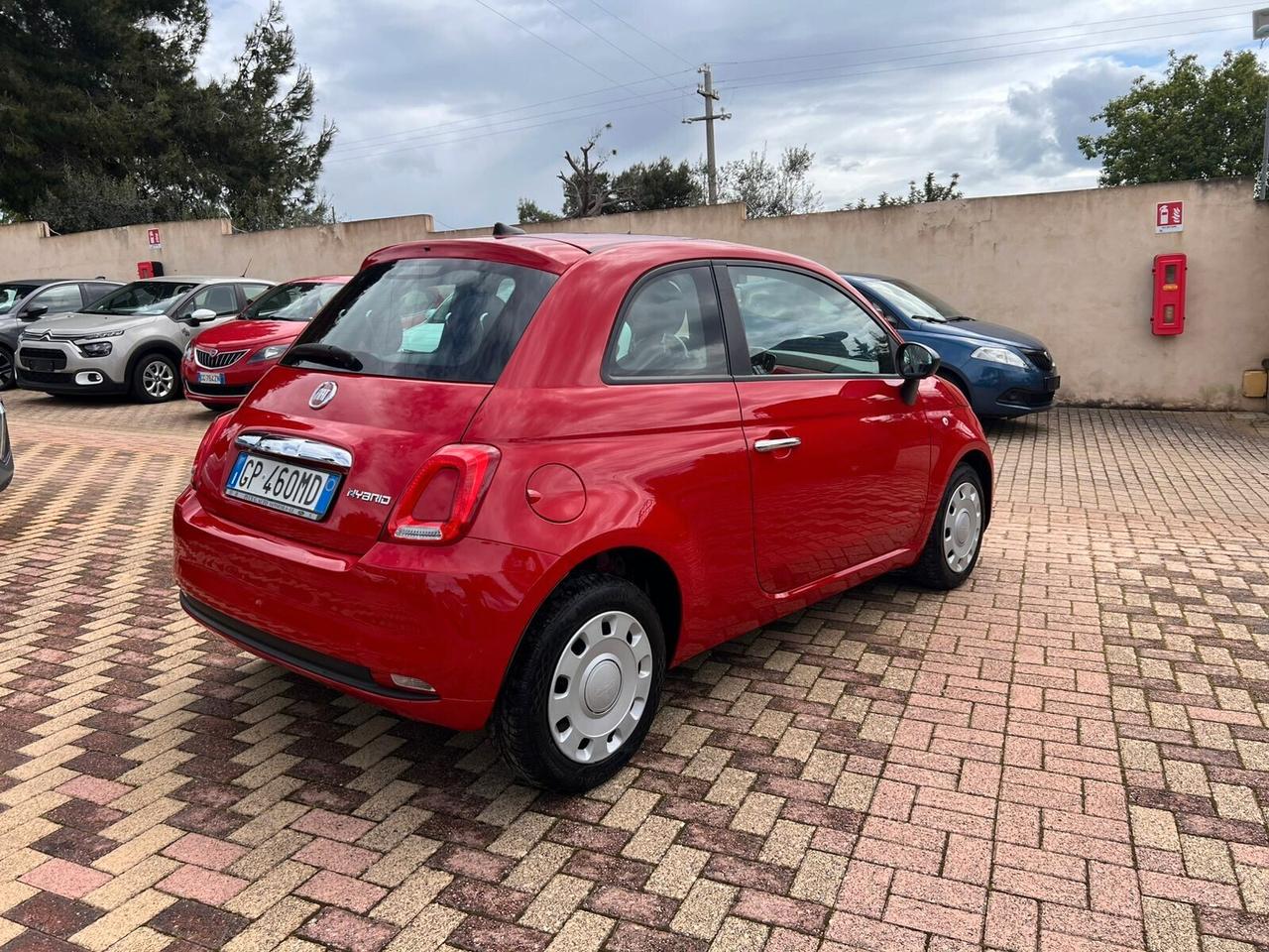 Fiat 500 1.0 Hybrid Red