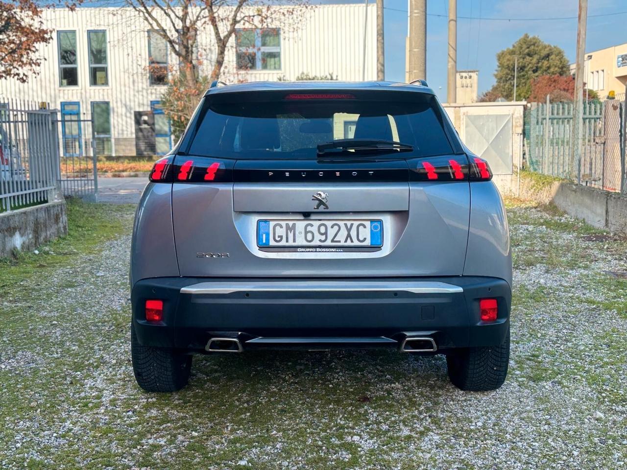 Peugeot 2008 Allure 2023 automatica