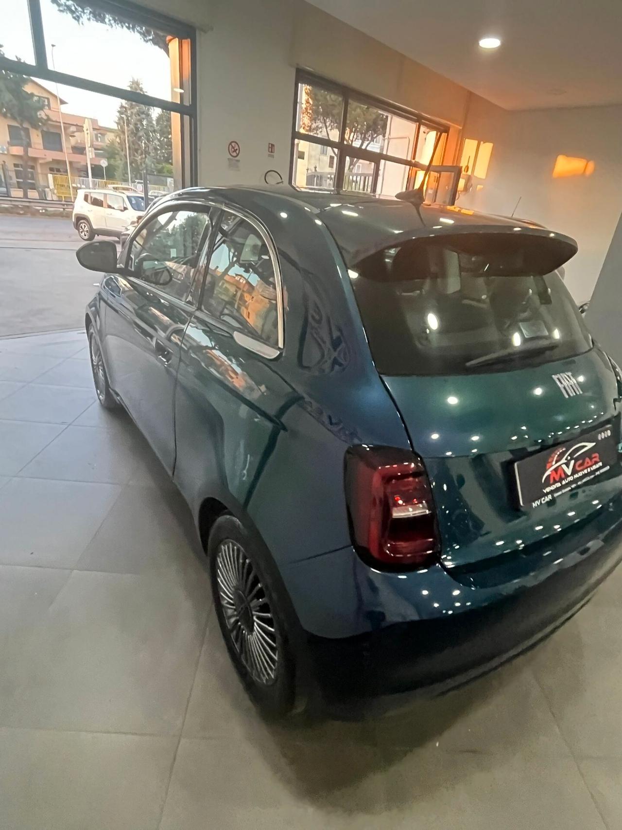 Fiat 500 Icon Berlina 42 kWh
