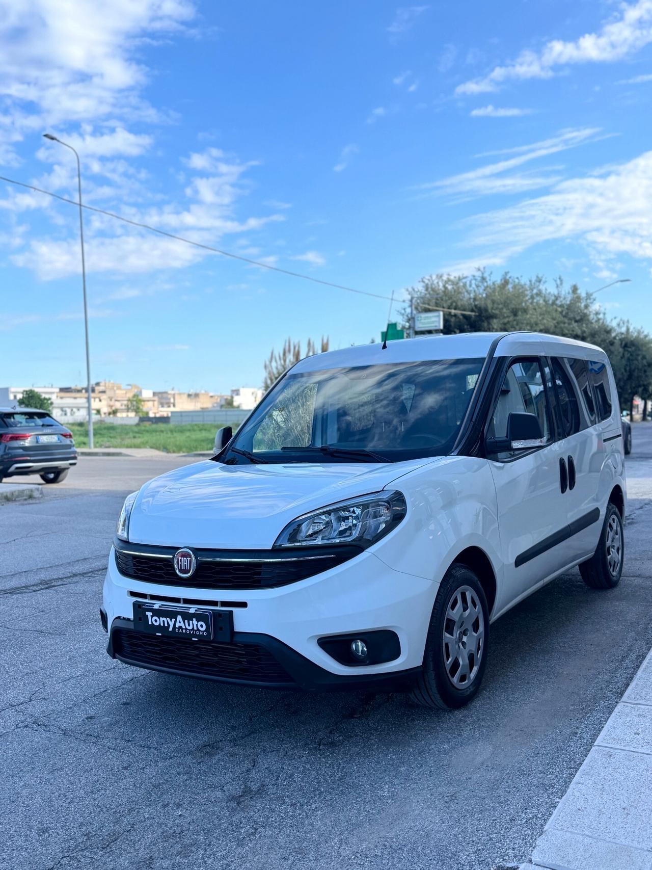 Fiat Doblo 1.6 MJT 16v Lounge N1 5POSTI con NAVI,BLOCK SHAFT,BLUETOOTH,SCHERMO TOUCH