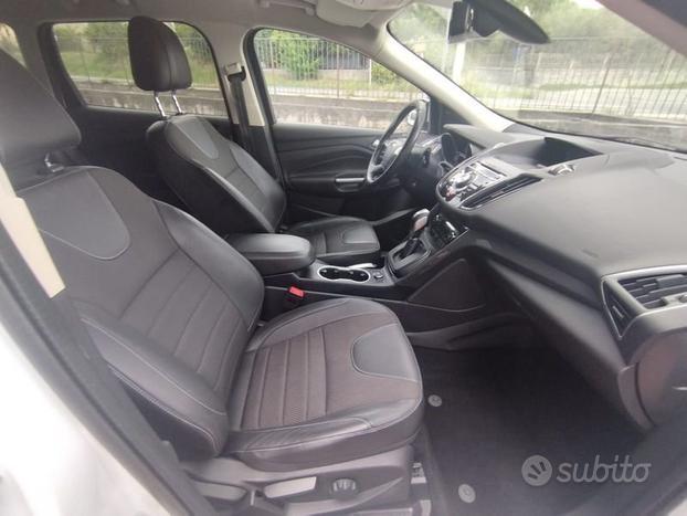 Ford Kuga 2.0 TDCI 150 CV Start&Stop Powershi...