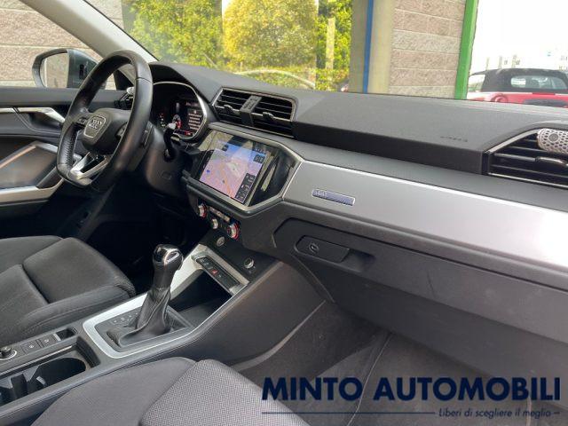 AUDI Q3 SPORTBACK 2.0 TDI 150CV S LINE S TRONIC CERCHI 19"