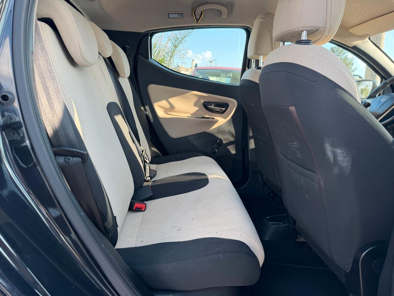 LANCIA YPSILON 2014 1.2 BENZINA 69 CV *DISTR FATTA