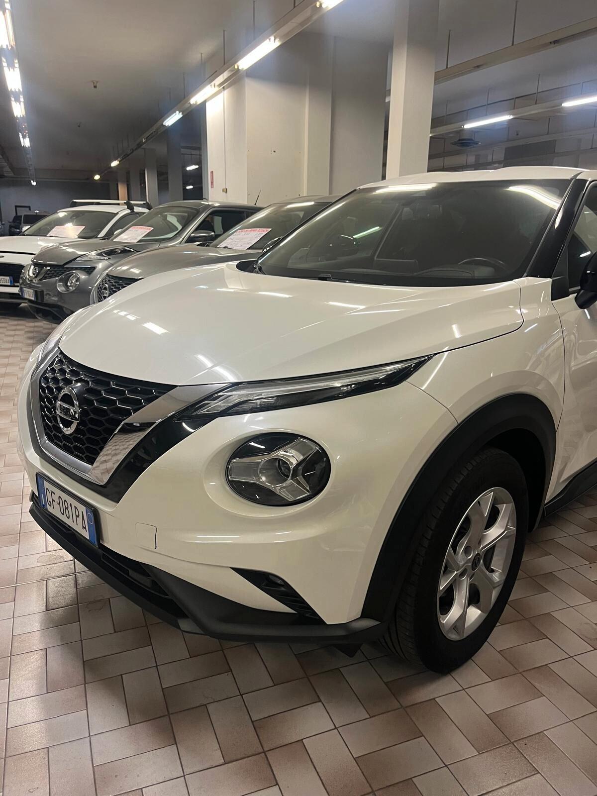 Nissan Juke 1.0 DIG-T 114 CV DCT N-Connecta