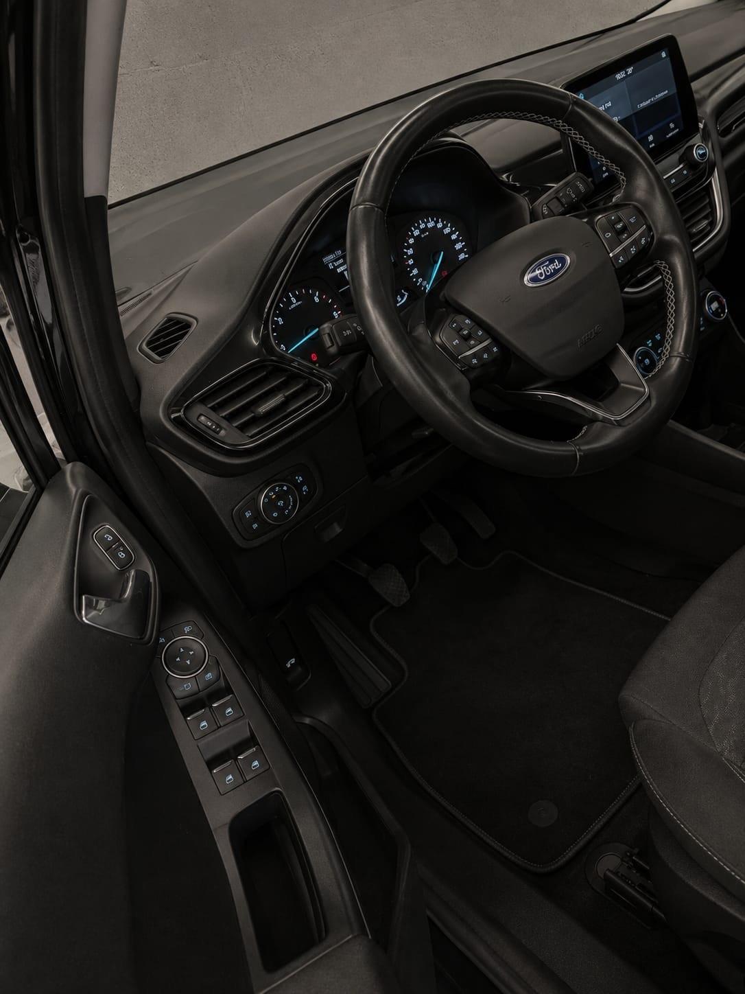 Ford Fiesta 1.5 EcoBlue 5 porte Vignale