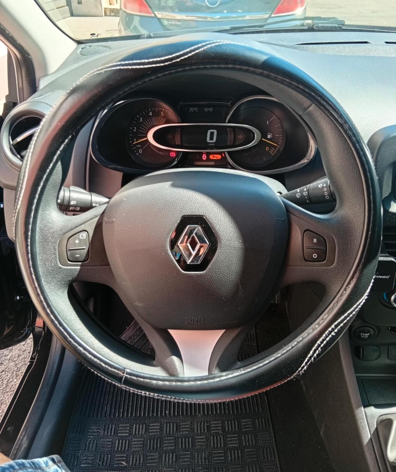 Renault Clio dCi 8V 75 CV Start&Stop 5 porte Energy Duel