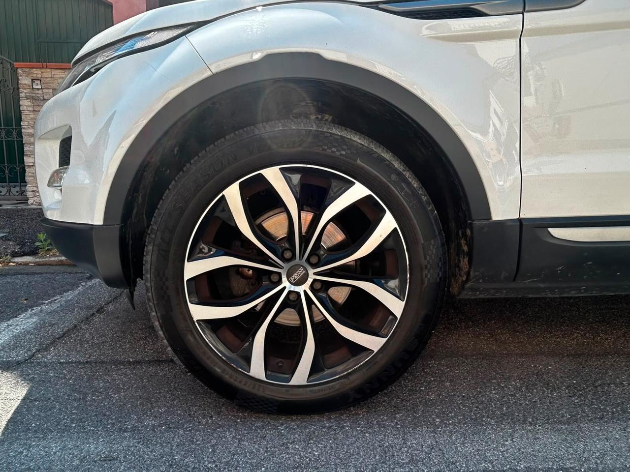 Land Rover Range Rover Evoque 2.2CC 150CV PRESTIGE