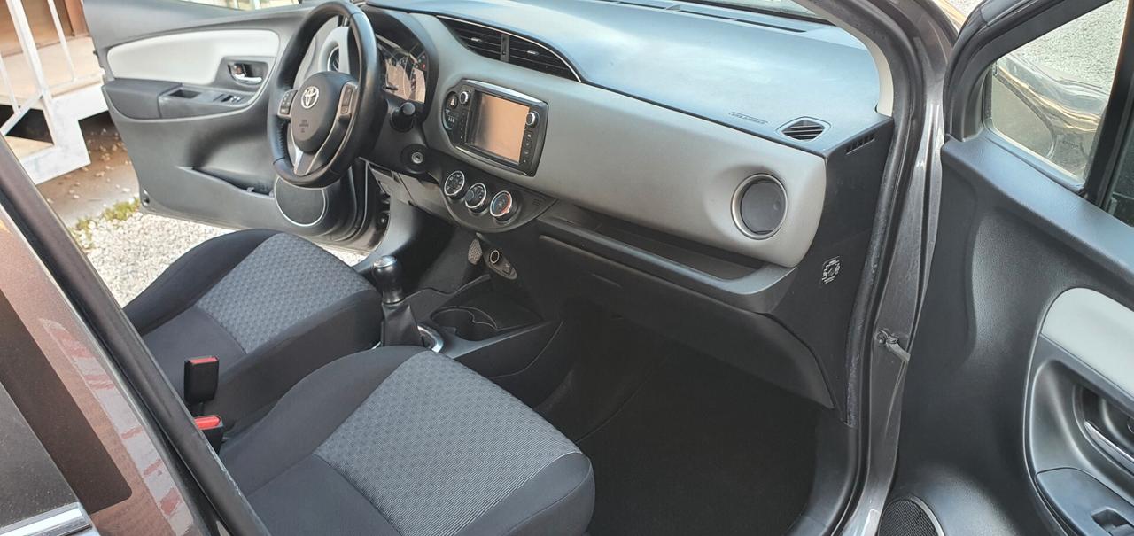 Toyota Yaris 1.0 5 porte Lounge