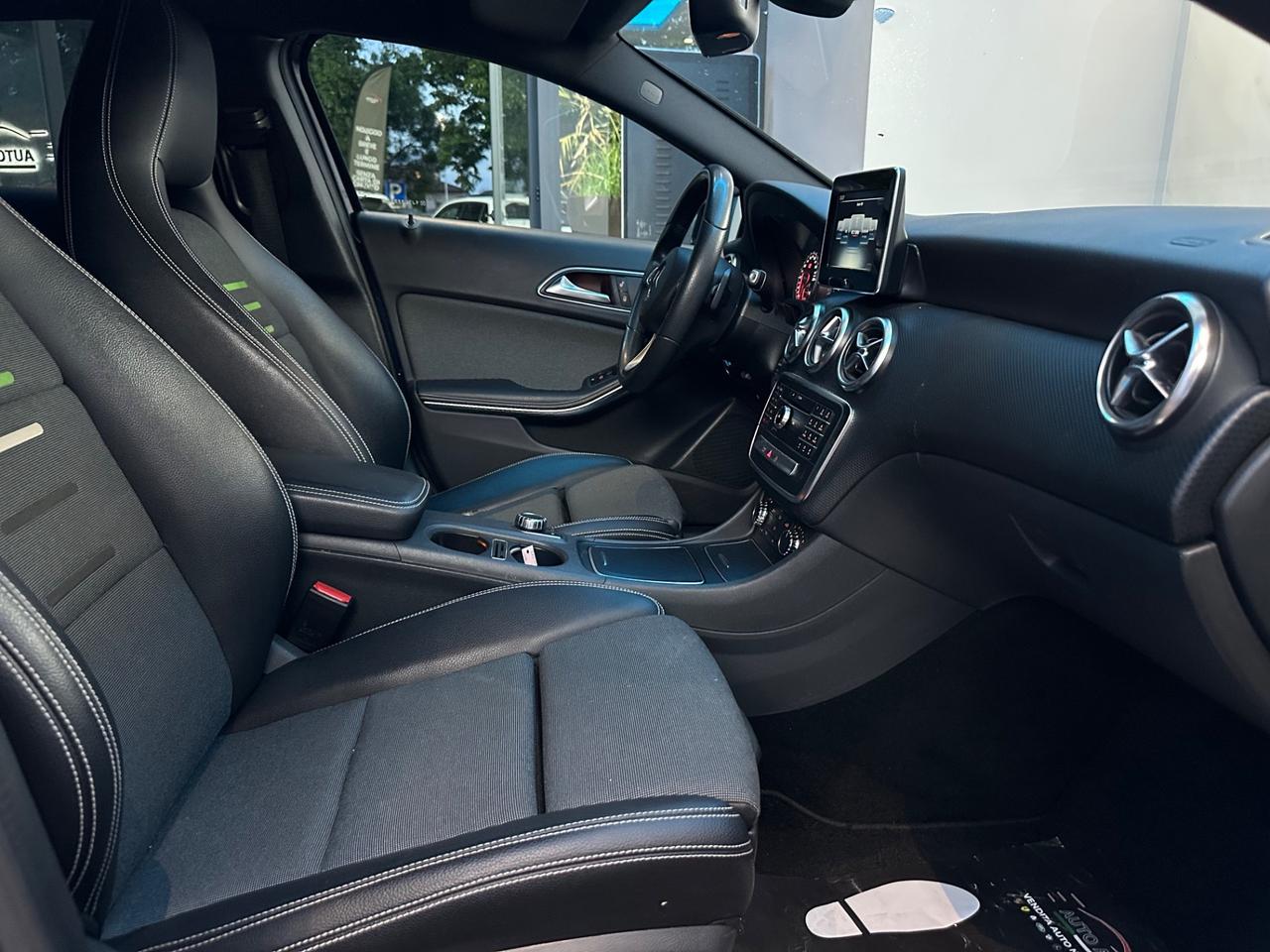 Mercedes-benz A 180 A 180 d Automatic Premium