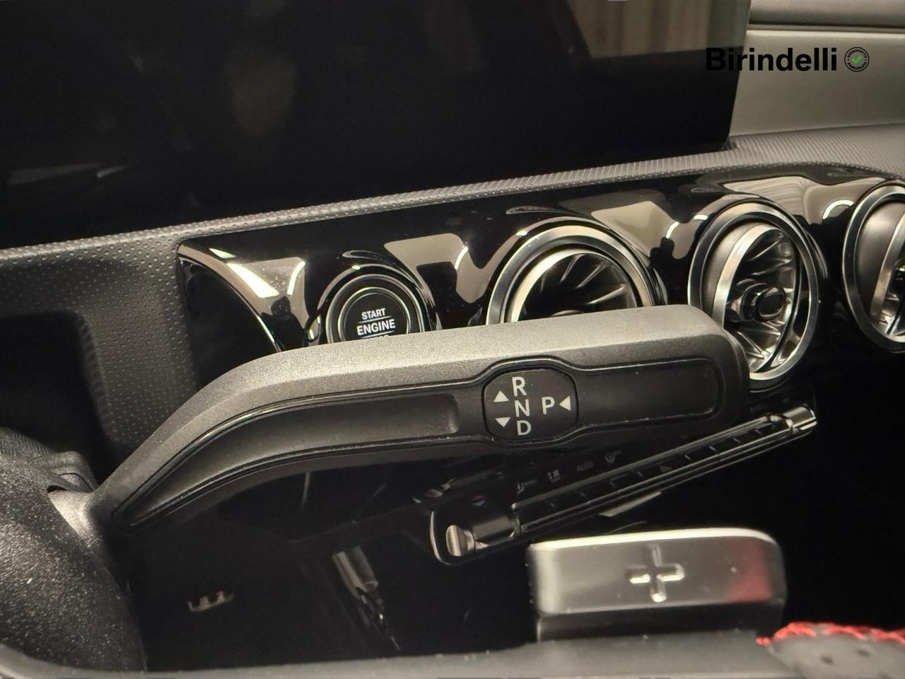 Mercedes-Benz Classe A (W177) - A 220 d Automatic AMG Line Premium