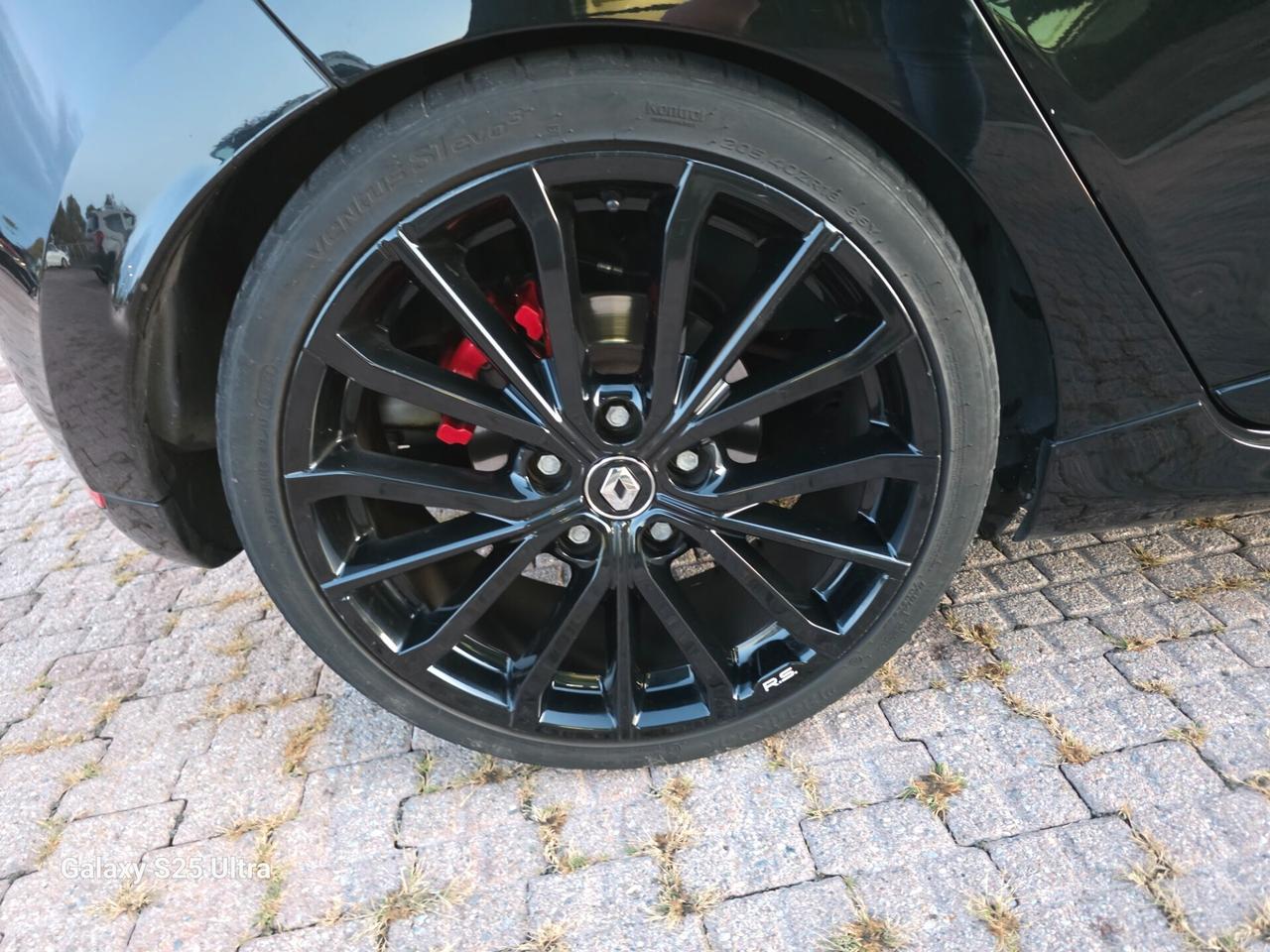 Clio rs trophy cv 220 valutiamo usato