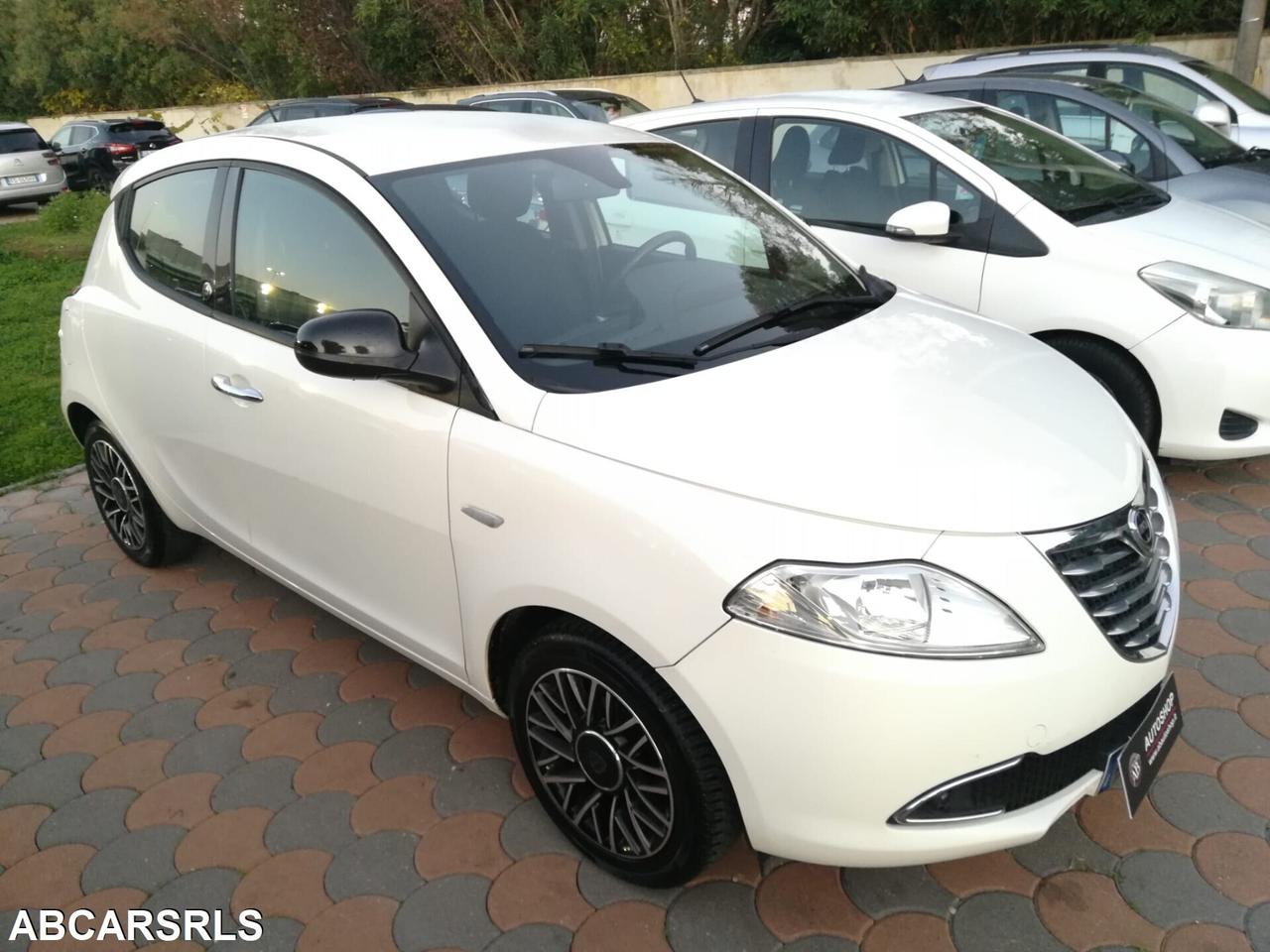 LANCIA - Ypsilon - 1.2 69 CV 5p. Gold - NEOPATENTA