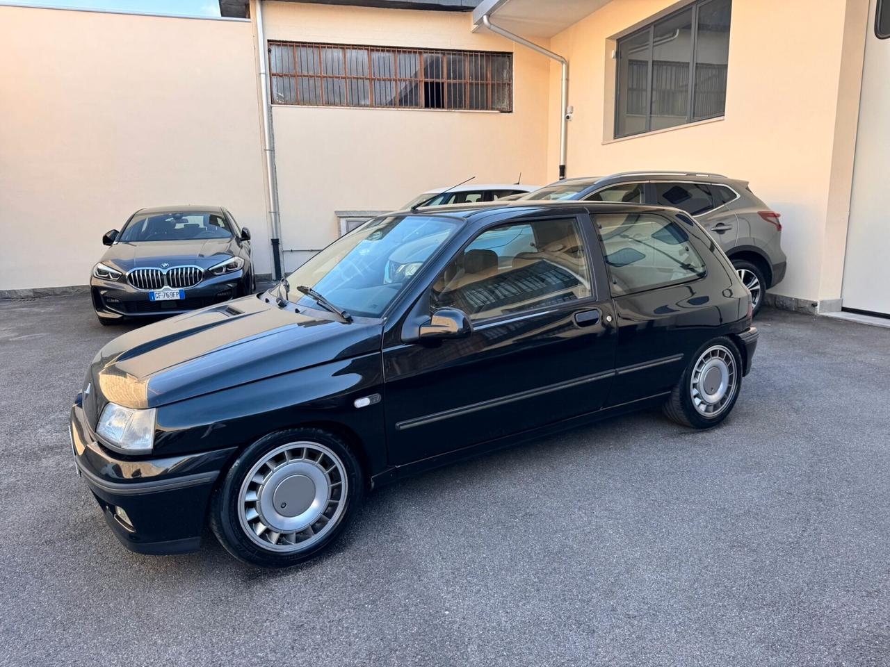 Renault Clio 1.8i 16V cat