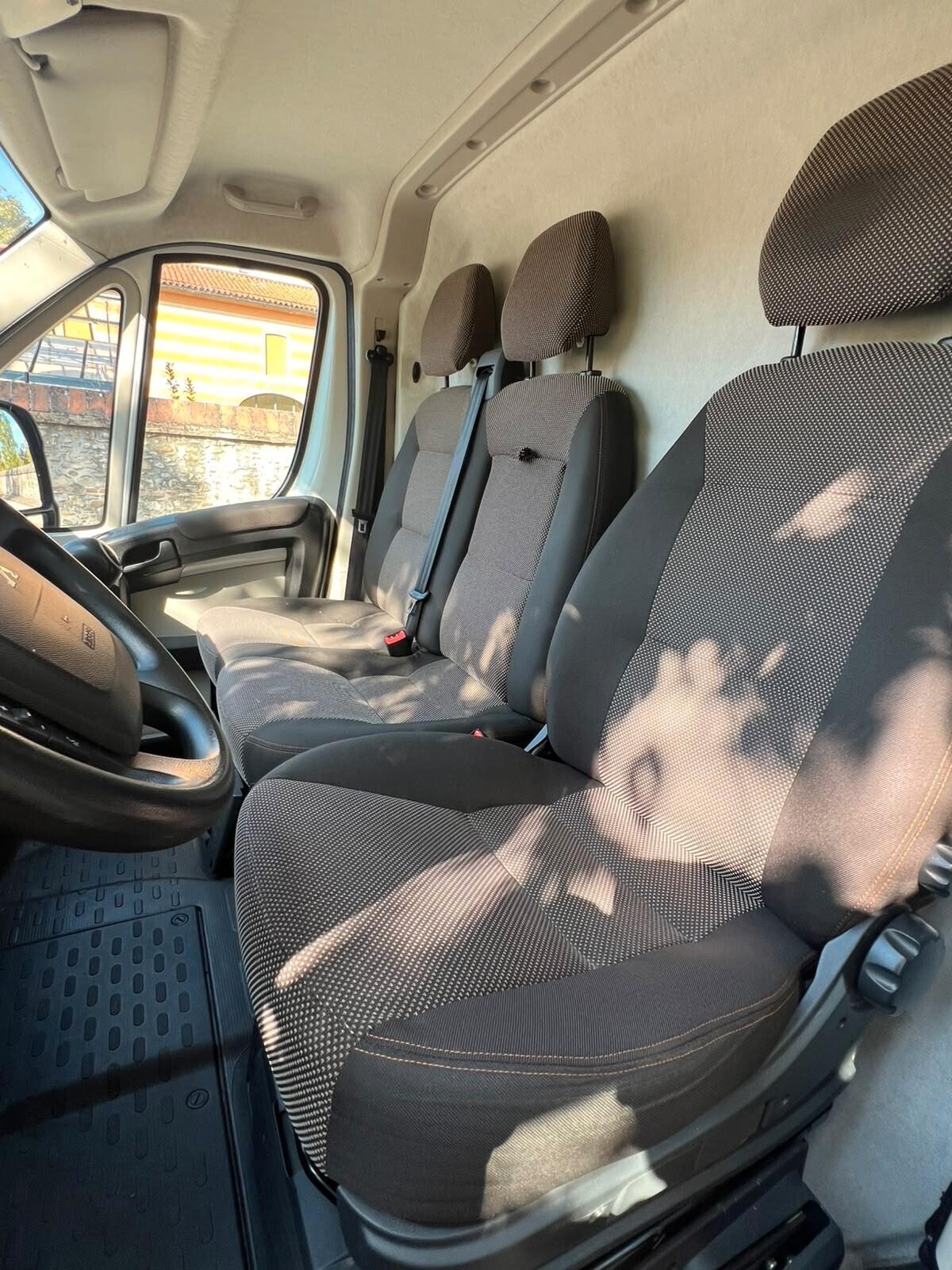 Peugeot Boxer 330 2.0 BlueHDi PC-TN Furgone