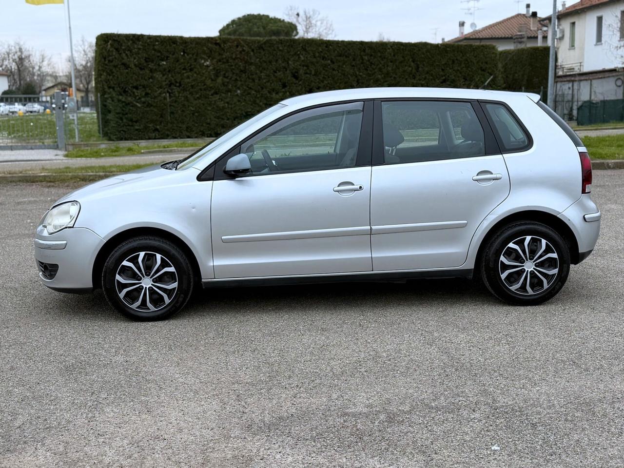 VOLKSWAGEN POLO 1.4 BENZINA AUTOMATICO