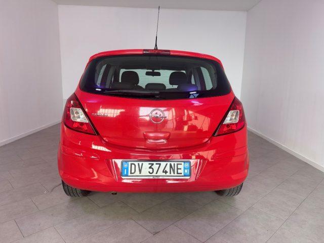 OPEL Corsa 1.2 5 porte Cosmo.