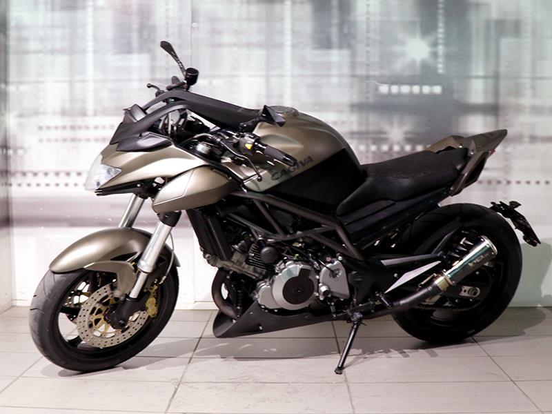 Cagiva V-Raptor 1000