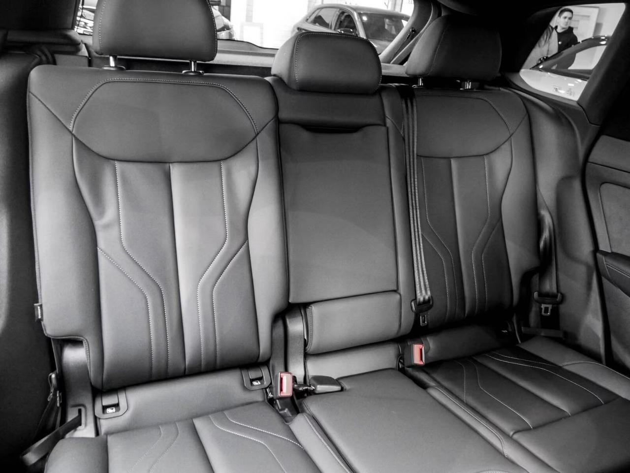 Audi Q3 SUV e-hybrid 200 kW SLINE S LINE tronic