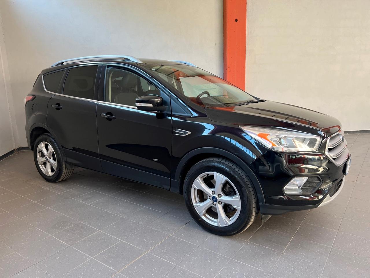 Ford Kuga 2.0 TDCI 150 CV S&S 4WD Titanium