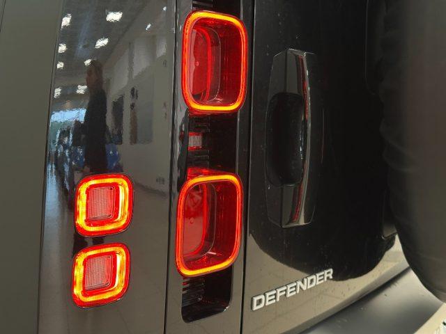 LAND ROVER Defender 110 3.0D I6 200 CV AWD Auto S