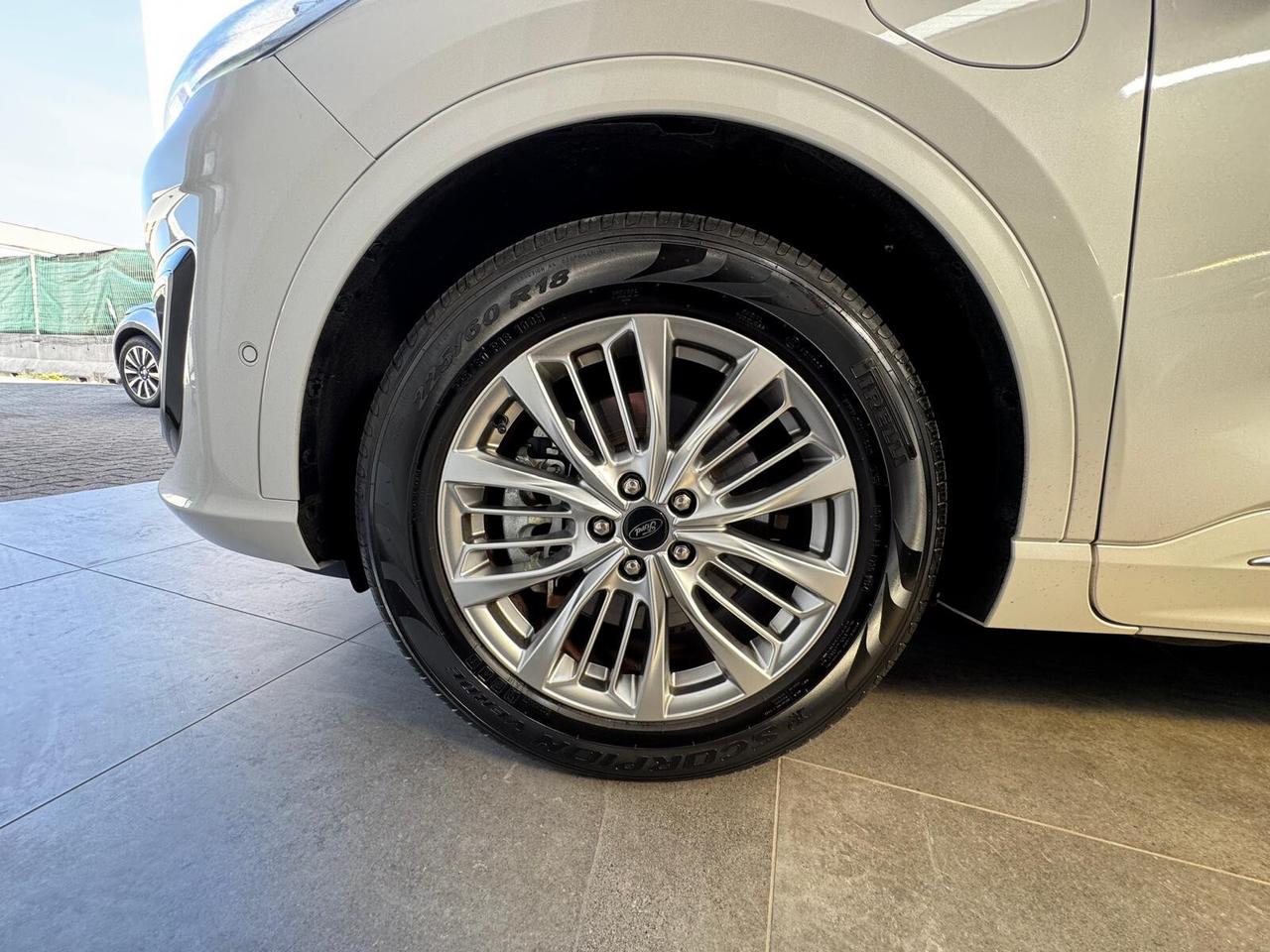 Ford Kuga 2.5 Plug In Hybrid 225 CV CVT 2WD Vignale