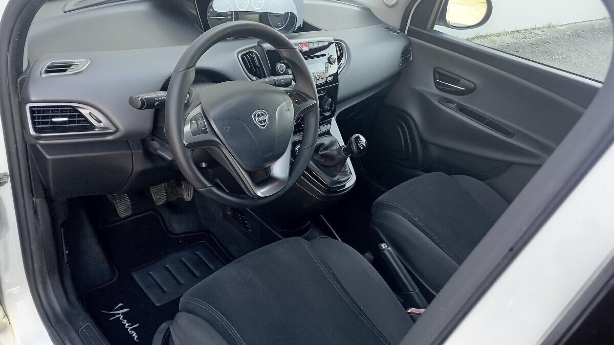 Lancia Ypsilon 1.3 MJT 16V 95 CV 5 porte S&S -