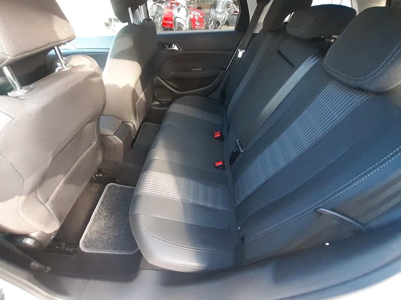 Peugeot 308 BlueHDi 130 S&S SW Business