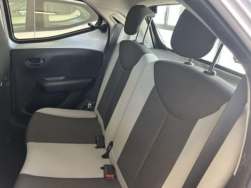 Toyota Aygo Aygo 1.0 VVT-i 69 CV 5 porte x-play