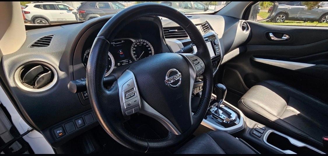 Nissan Navara 2.3 dCi 190 CV 7AT 4WD Double Cab N-Connecta