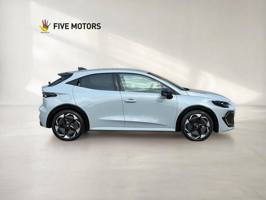 Renault Clio 1.8 full hybrid E-Tech Techno Auto
