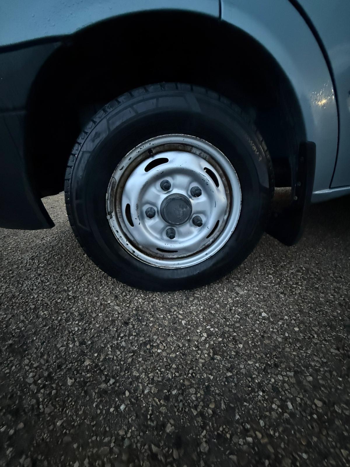 Ford Transit -GANCIO TRAINO - 160 KM