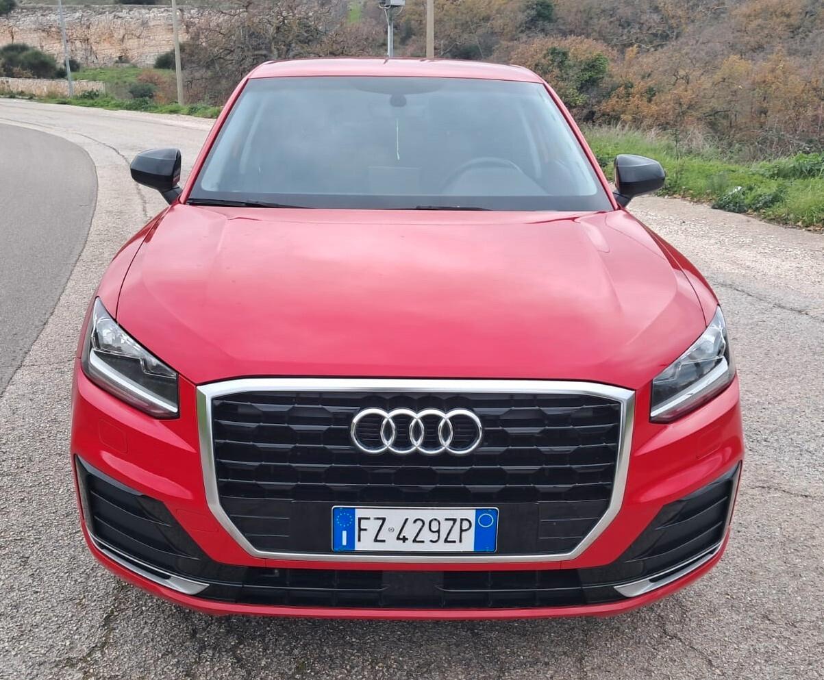 Audi Q2 35 TDI quattro S tronic Admired (Iva Esposta)