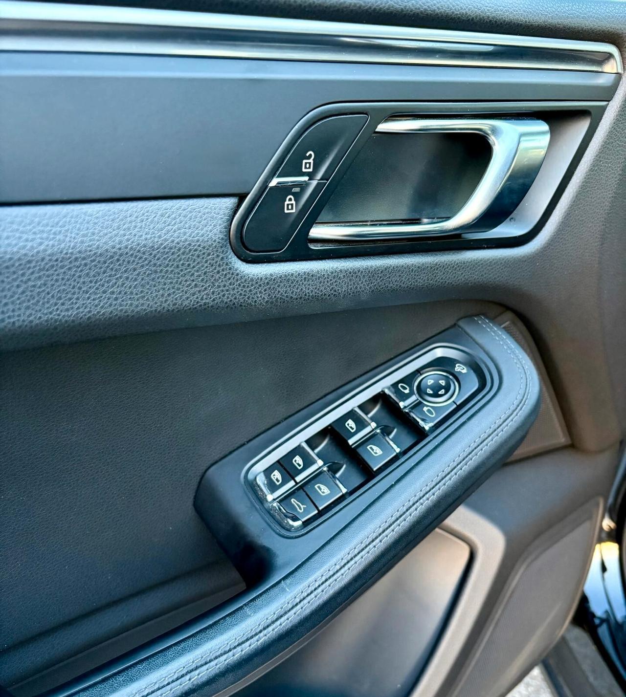 Porsche Macan 2.0 265 CV PDK