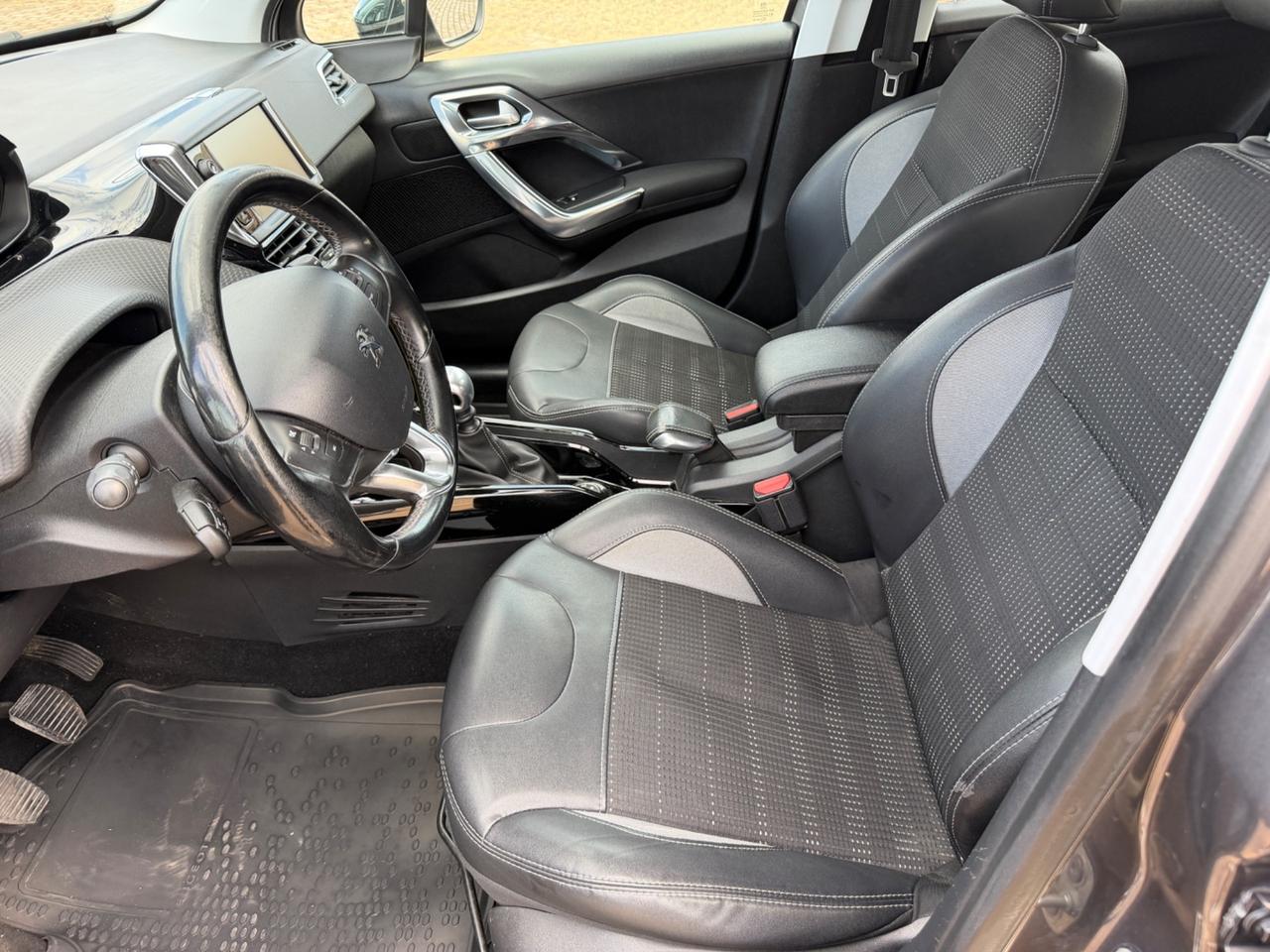 Peugeot 2008 BlueHDi 120 S&S Allure