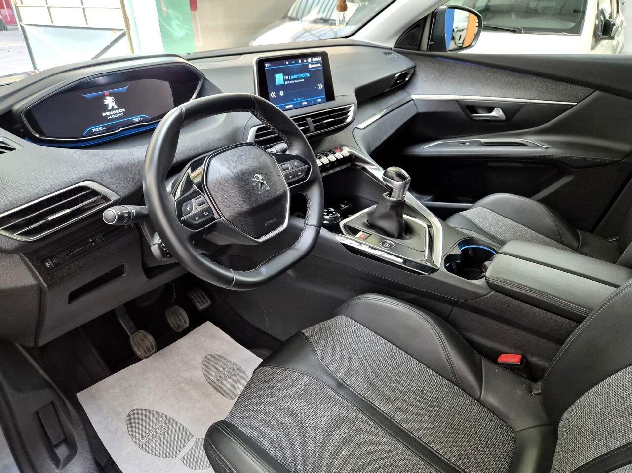 Peugeot 3008 Allure 1.2 Full Optional 130cv