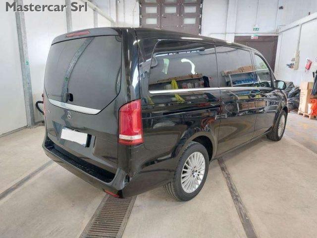 MERCEDES-BENZ V 220 D 163cv SPORT LONG 8 posti - FN068YY