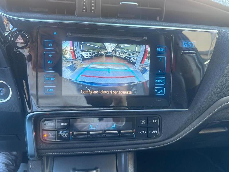 Toyota Auris 1.6 D-4D Lounge