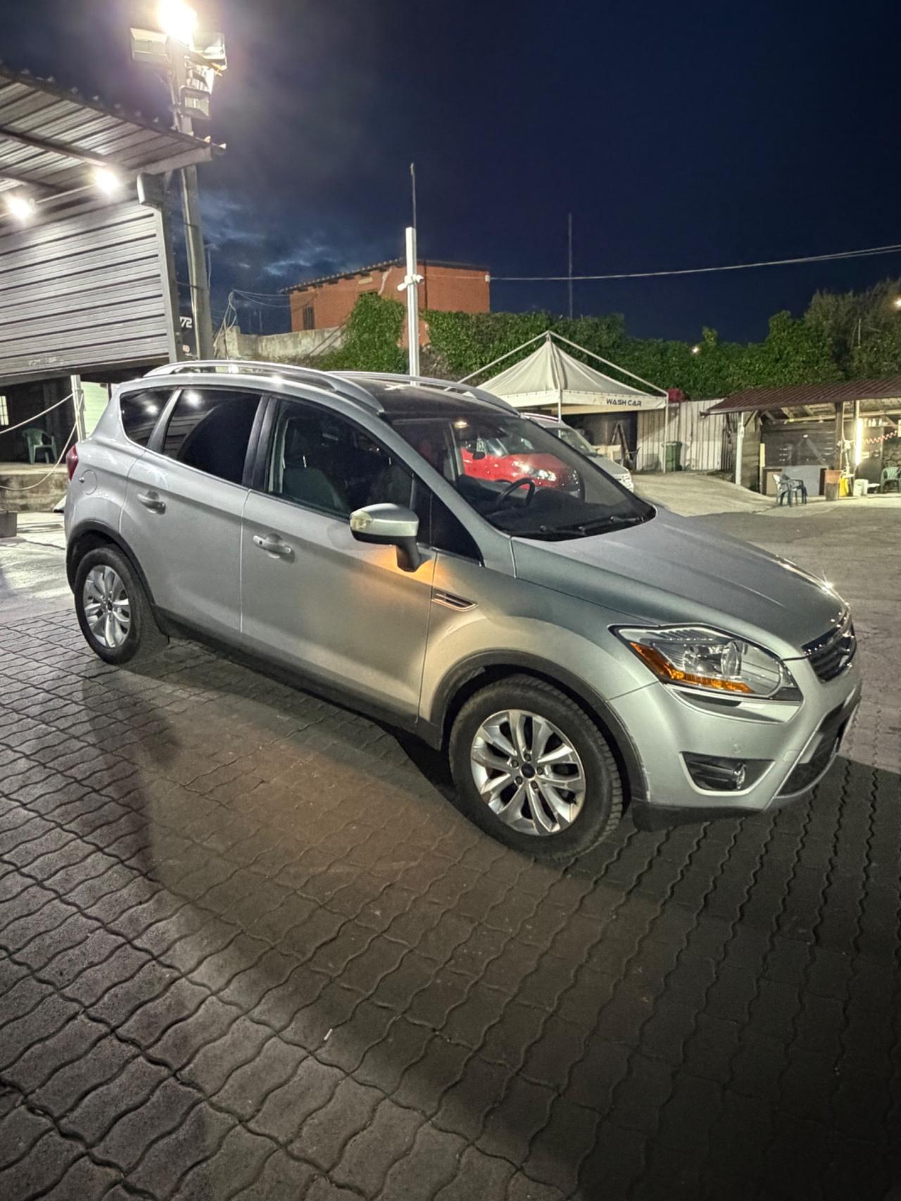 Ford Kuga 2.0 TDCi 136 CV 4WD Titanium DPF