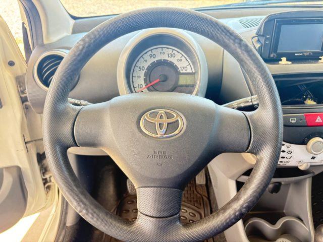 TOYOTA Aygo 1.0 12V VVT-i 3 porte Deep Ocean Connect OK NEOP
